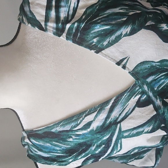 Who What Wear Palm Leaf Tie Back Jumpsuit - Picture 13 of 15